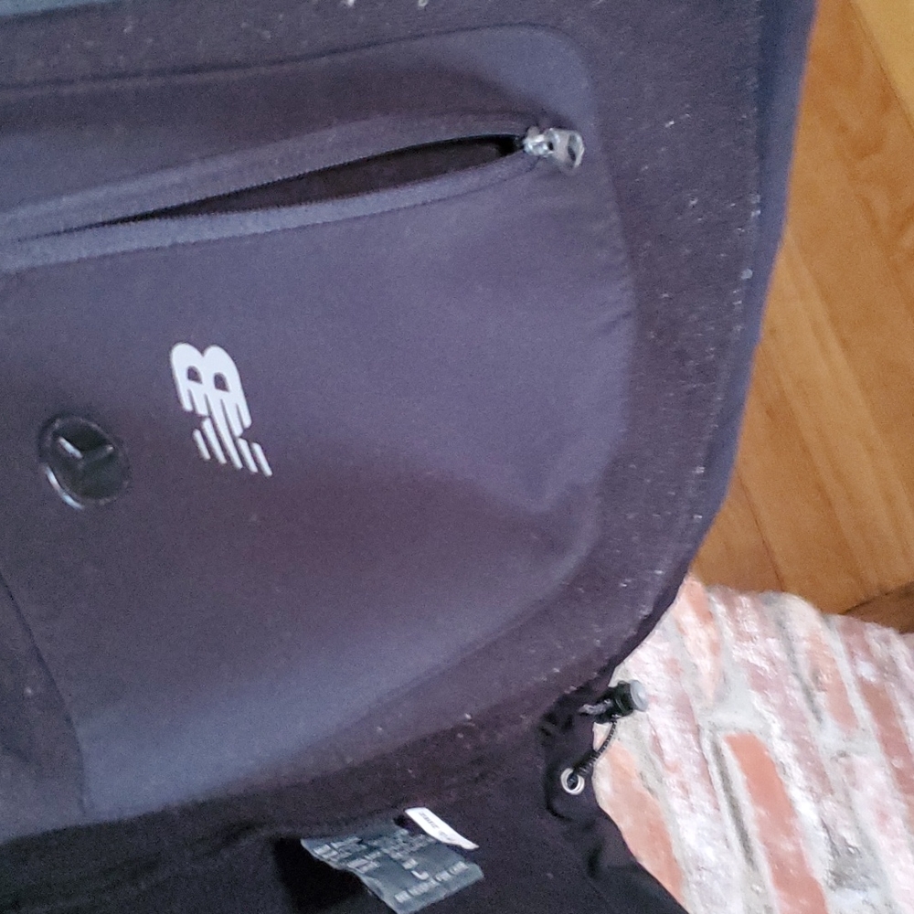 New Balance jacket - Picture 4 of 5